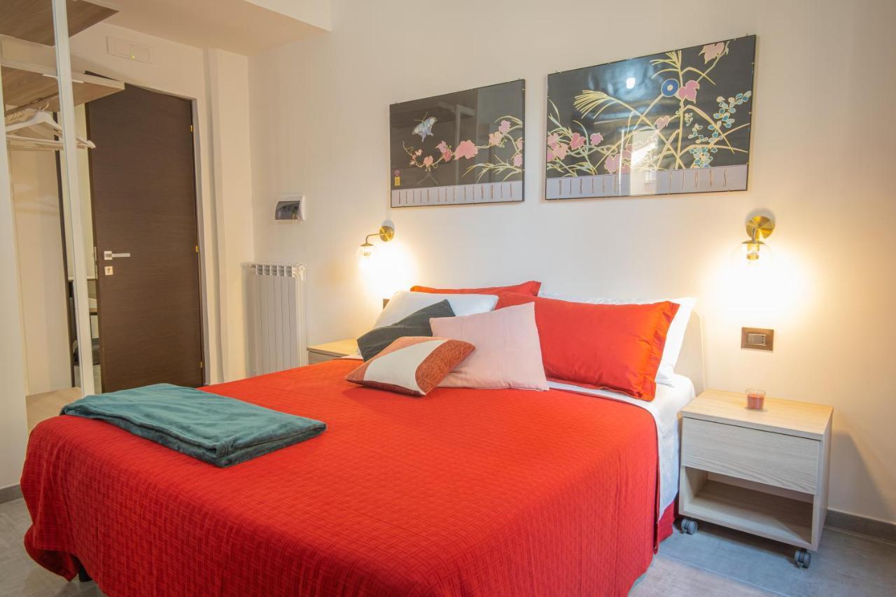 Maga Miro - Guest House Salerno Dış mekan fotoğraf