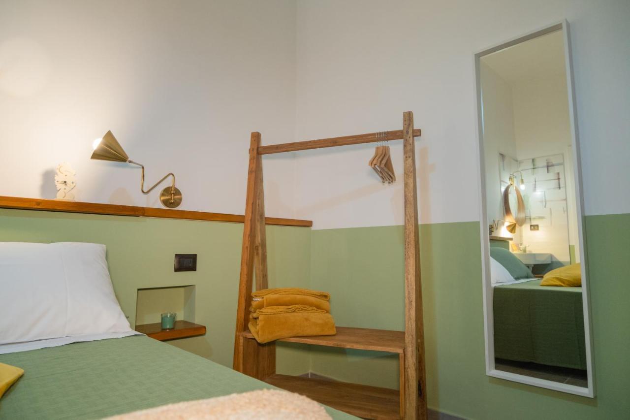 Maga Miro - Guest House Salerno Dış mekan fotoğraf
