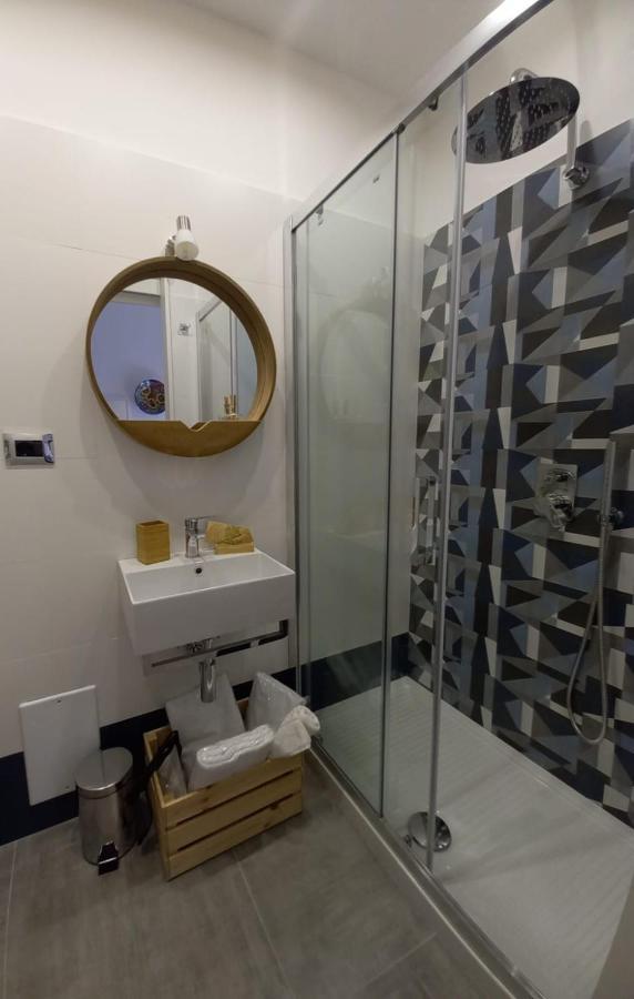 Maga Miro - Guest House Salerno Dış mekan fotoğraf