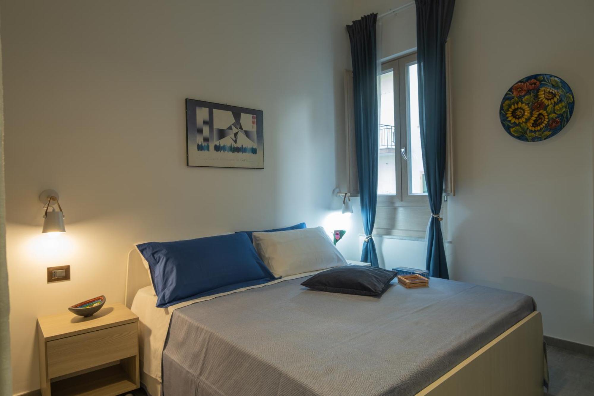 Maga Miro - Guest House Salerno Dış mekan fotoğraf